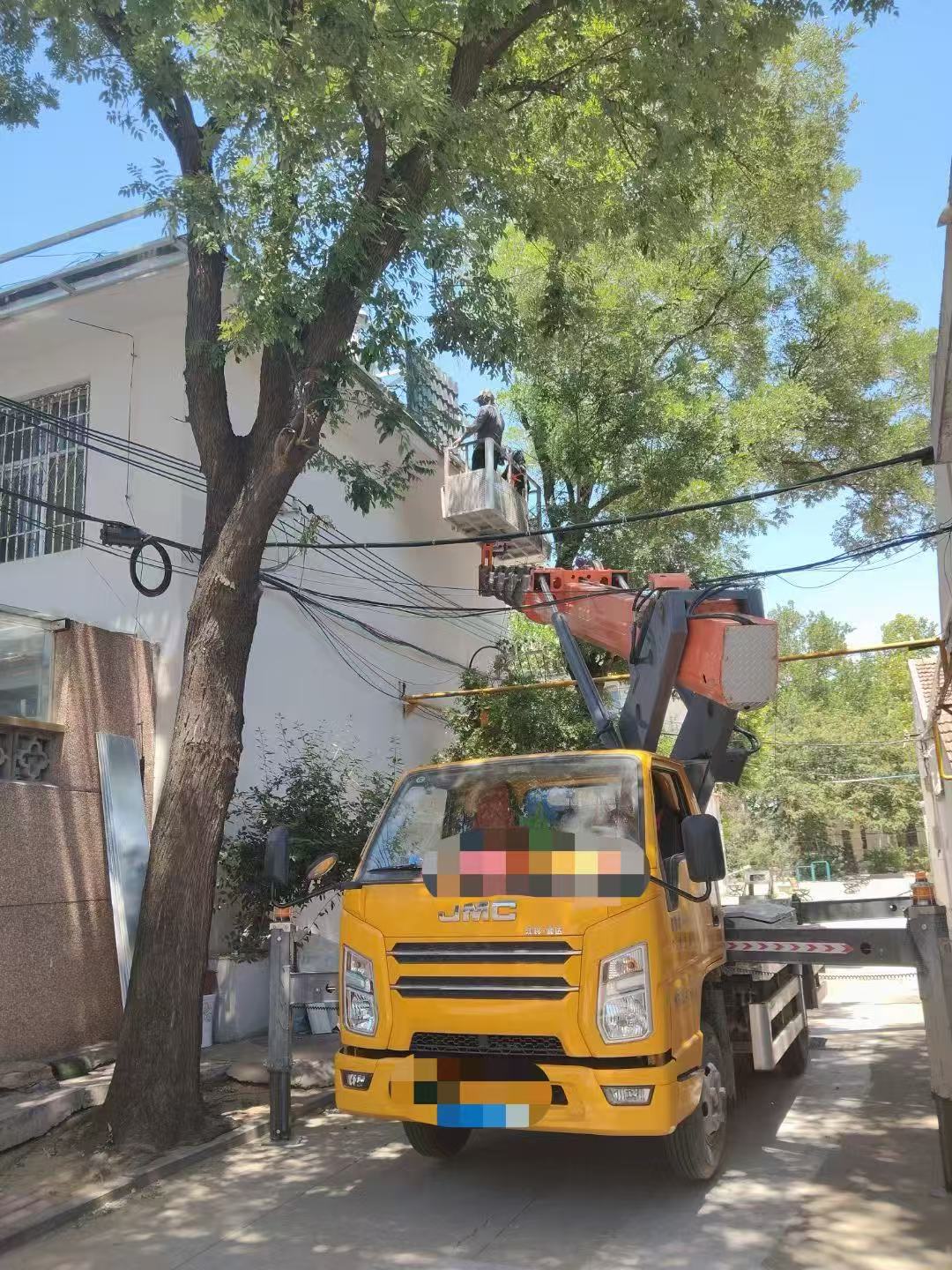 桐梓县高空作业车能吊装重物吗？最大承载多少公斤？